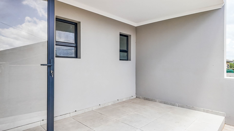 3 Bedroom Property for Sale in Fraaiuitsig Western Cape